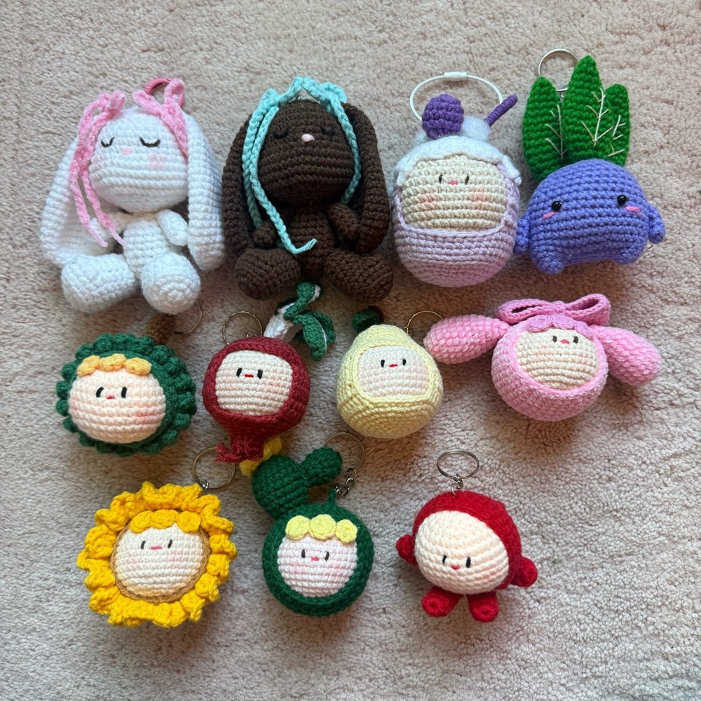 (1) Handmade Crochet Plush Keychain/pendant